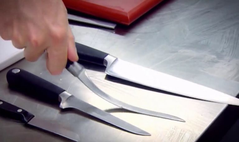 What Knives Does Gordon Ramsay Use? 2022 Collected by Ken Onion