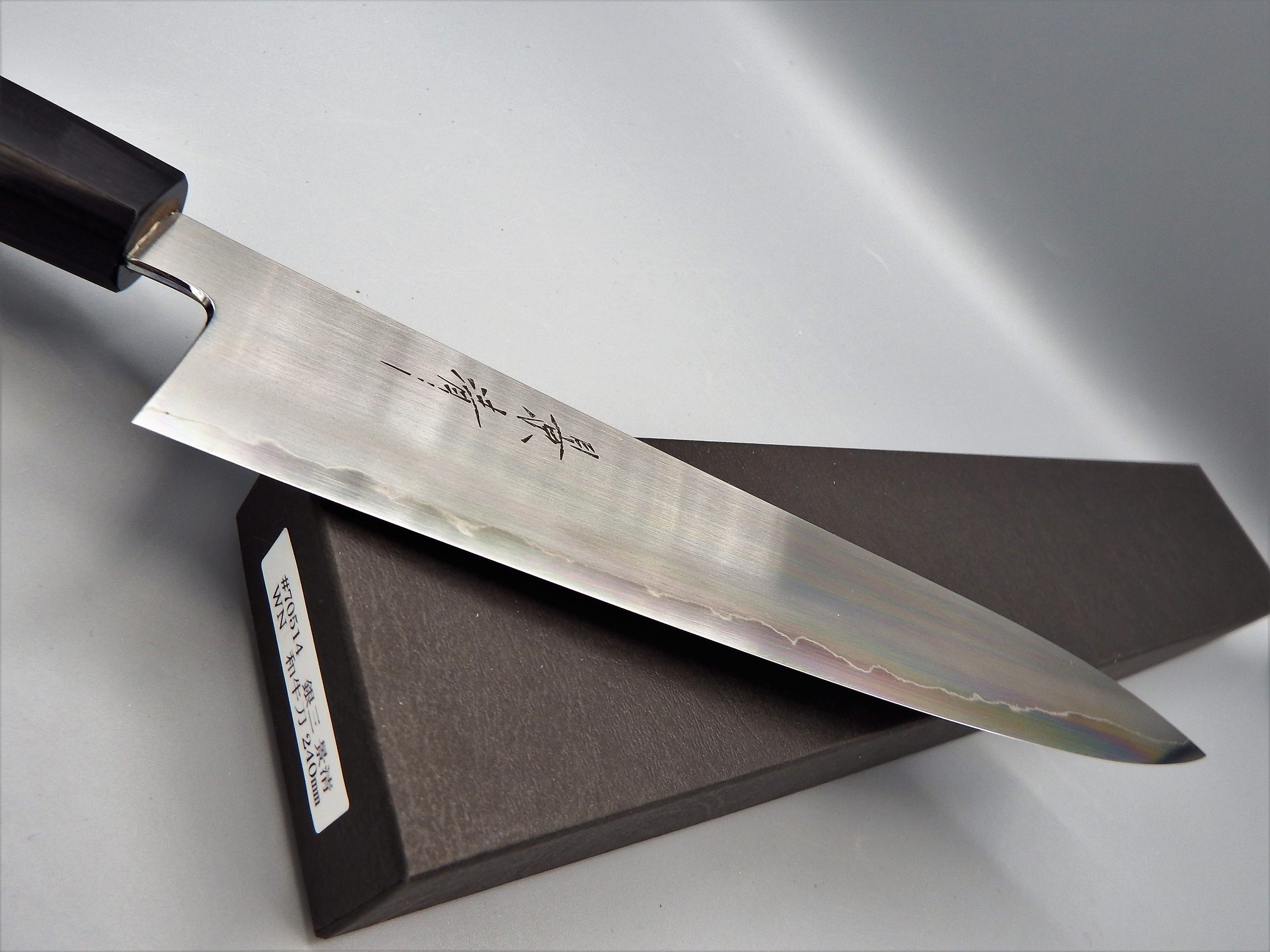 How To Clean A Stainless Steel Knife Blade