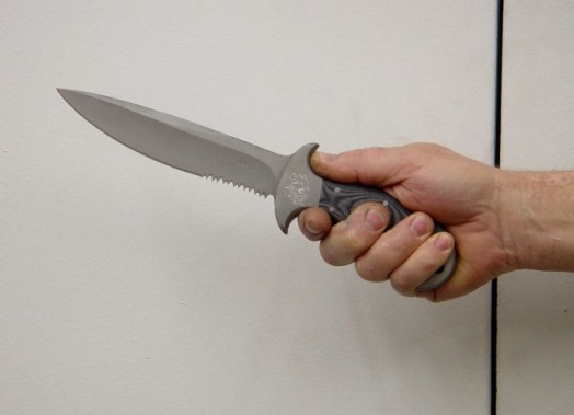 How To Hold A Tactical Knife