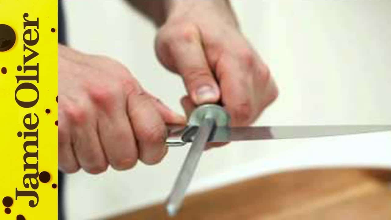 How To Sharpen A Carving Knife On A Steel